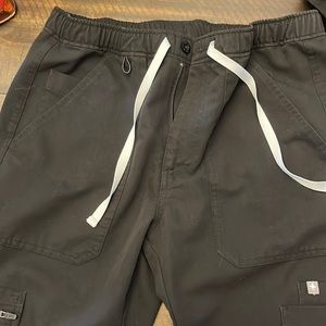 Black Figs scrub bottom